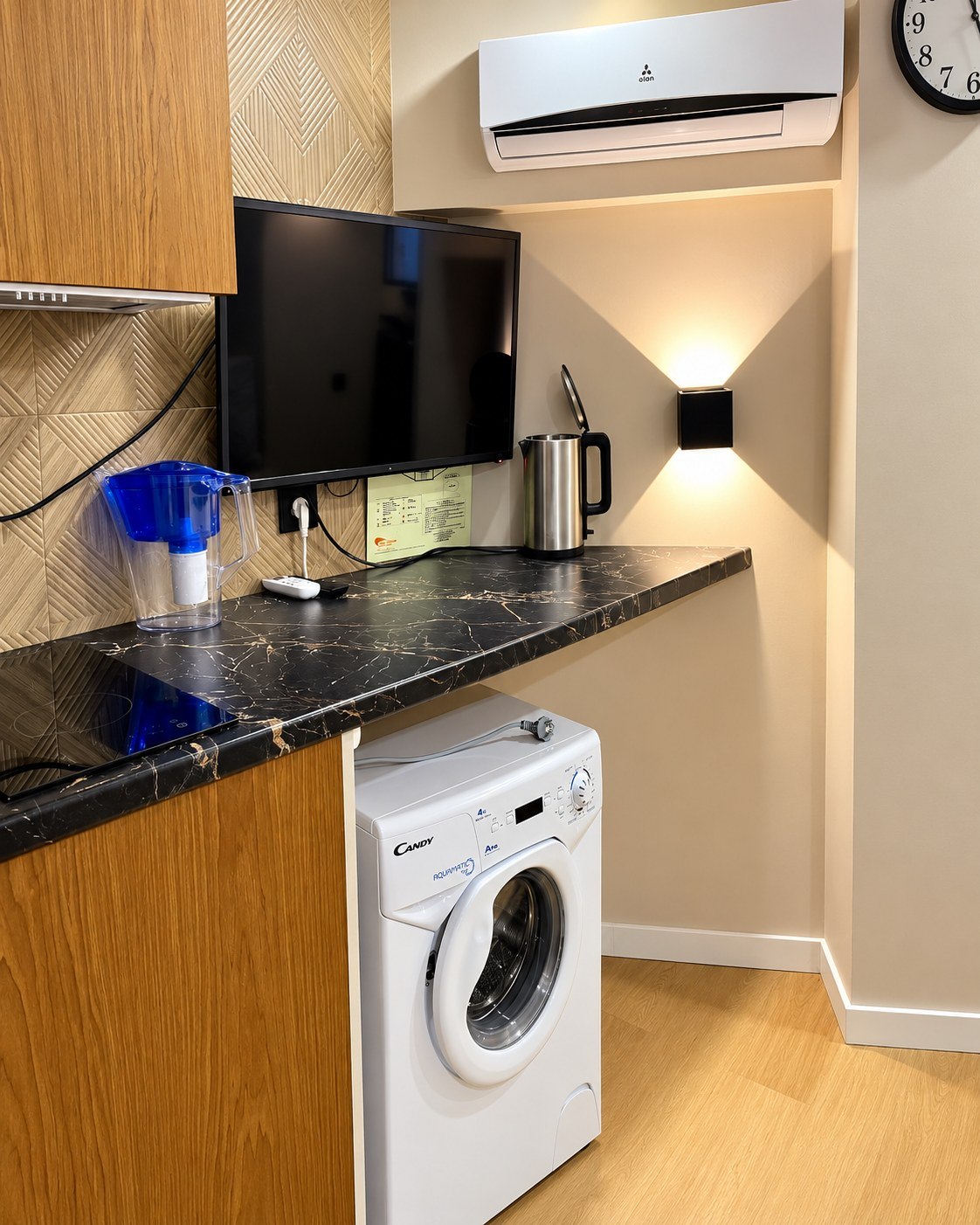 Мини-кухня студии 17,6 м² — Sochi Rent Apart, Сочи